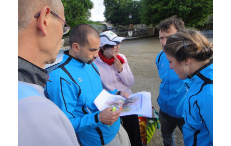 Ramassage des papiers dans le cadre de l'Agenda 21 (14/06/2013)